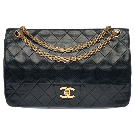 sac intemporel chanel|Chanel sac boutique.